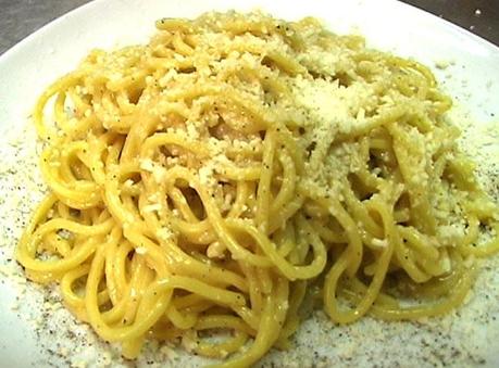 Pasta cacio e pepe