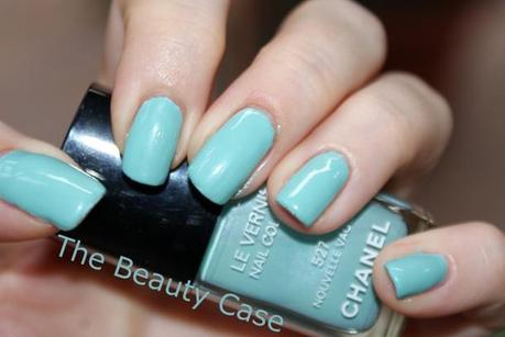 Chanel Le Vernis Nail Colour 527 – Nouvelle Vague