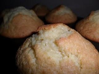 UNO STATO DI CALMA APPARENTE E I MUFFIN ALLA PANNA .....