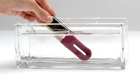 DUET, LA CHIEAVE USB E' UN VIBRATORE...