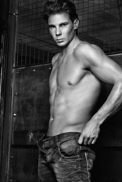 Rafael Nadal è Ancora il Volto di Armani Jeans ed Emporio Armani Underwear