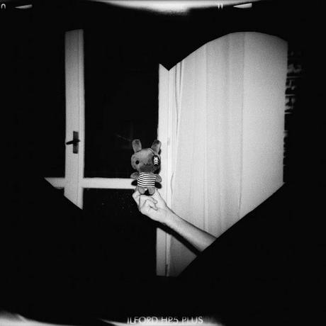 LOMOGRAPHY • Holga e scatti in 120 con una cornice speciale