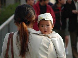Cina, boom delle «madri surrogate» 20.000 euro per affittare un utero