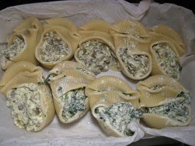 Oggi è domenica: prepariamo i Conchiglioni ripieni di verdure!!!!!