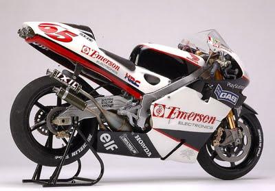 Honda NSR 500 L.Capirossi 2000 by Utage Factory House