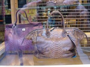 Le nuove vetrine di Sloane Street a Londra