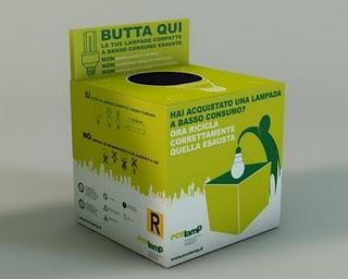 Ecolamp. Le lampade esauste si raccolgono presso gli store Media World e Saturn