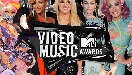 VMA'S STYLE | Britney Spears, Beyoncè, Katy Perry and more ON THE RED CARPET