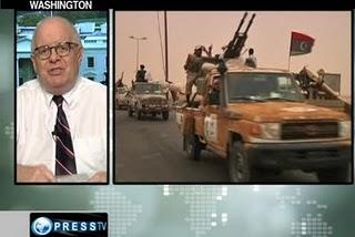 Tripoli 2011: «La NATO usa al-Qaeda per rovesciare Geddafi» – Parlano Webster Tarpley e Pepe Escopbar