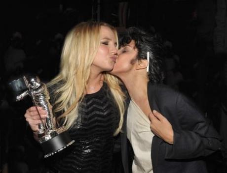 mtvvma201100.jpg