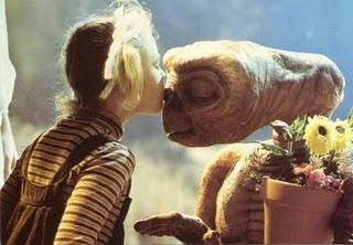 2031, primo contatto alieno