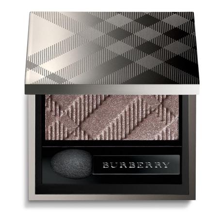 burberry-make-up-collection-fall-2011-02