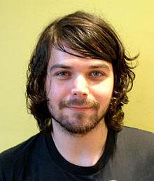 http://upload.wikimedia.org/wikipedia/commons/thumb/d/d8/Simon_neil.jpg/220px-Simon_neil.jpg