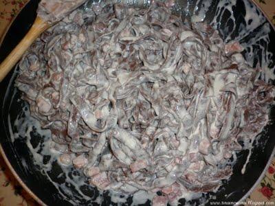 TAGLIATELLE AL CACAO CON PANNA E PROSCIUTTO