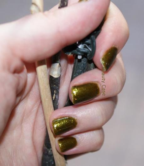 China Glaze – Zombie Zest