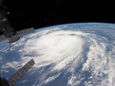 L’uragano Katia dallo spazio