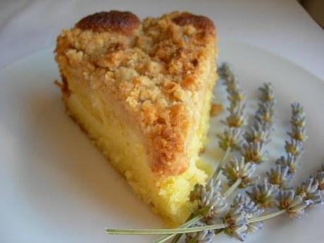 Crumble di pesche e profumo di lavanda