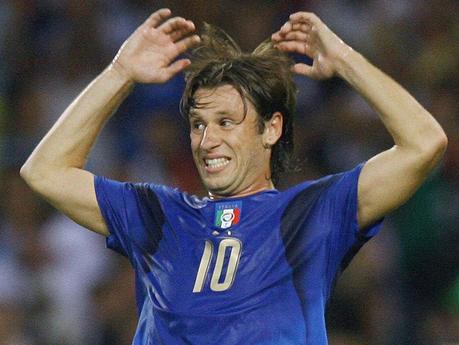 cassano-italia-smorfia.jpg