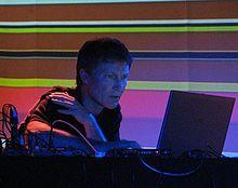 http://upload.wikimedia.org/wikipedia/commons/thumb/a/a2/Michael_rother_2007-11-14_live2.jpg/220px-Michael_rother_2007-11-14_live2.jpg