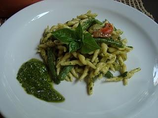 Trofie con capesante e pesto