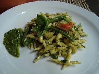 Trofie con capesante e pesto