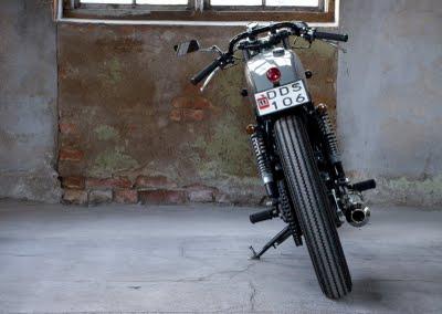 Yamaha SR 400 Bobber by recyclemotorcycle