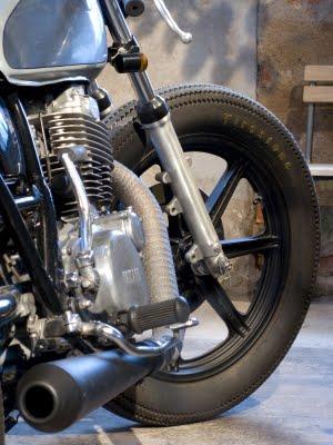 Yamaha SR 400 Bobber by recyclemotorcycle