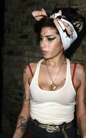 Trend alert: Headscarf Amy Winehouse style