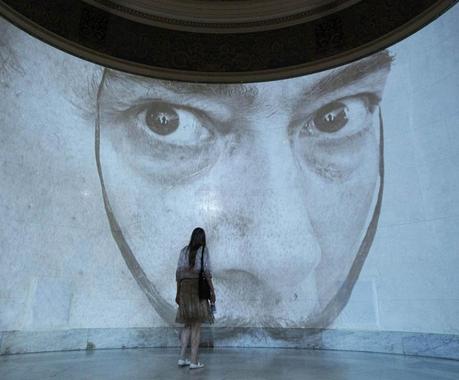 Salvador Dalì in mostra a Mosca