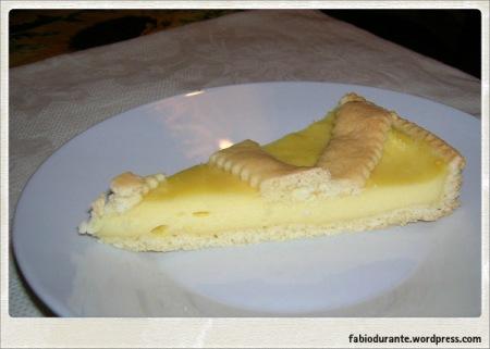 Crostata con crema gialla