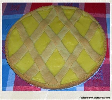 Crostata con crema gialla