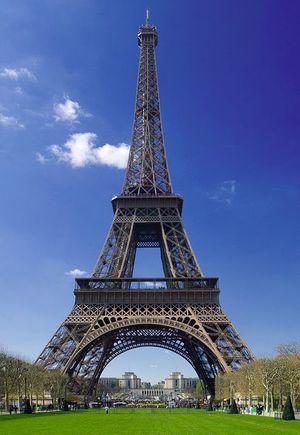 Eiffel-tower-paris-france