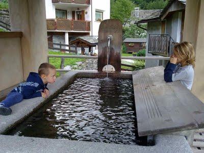 RIASSUMENDO ovvero DETOSSING UEB