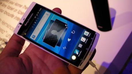 Xperia Arc S : Il nuovo smartphone Android di Sony Ericsson – Foto, prezzo e disponibilità