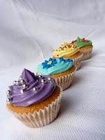 Mini cupcakes alla vaniglia con philadelphia-frosting