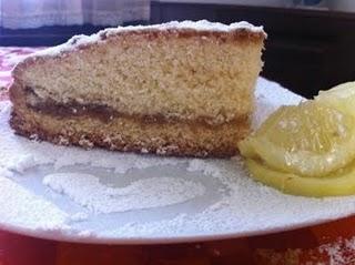 TRE LIMONI PER UNA TORTA