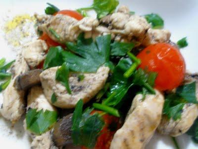 STRACCIATELLI DI POLLO CON FUNGHI