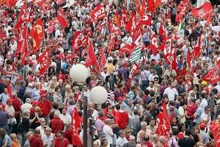 In piazza (con la collana dedicata)!