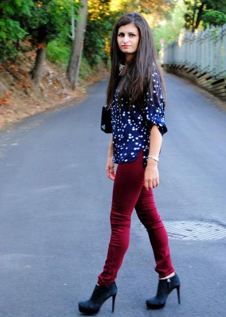 Star Print and burgundy skinny