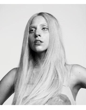 Lady Gaga sulla Copertina di Harper's Bazaar, Ottobre 2011