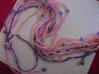 Stanotte, pensandomi....mi sono definita....

incompleta,...