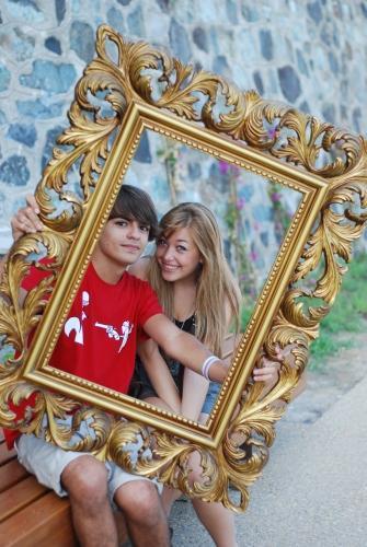 Davide e Valentina, la gentile proprietaria della cornice I Giornata a Savona