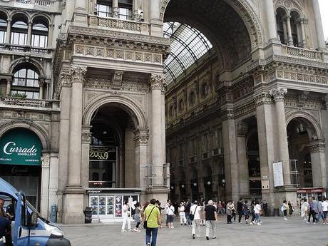 Milano, un cielo senza orizzonte