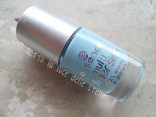 Review - Essence: Multi Dimension XXXL shine nail polish (74 Fall for me)