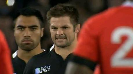 McCaw, la grinta e un ghigno per una foto che vale già i Mondiali