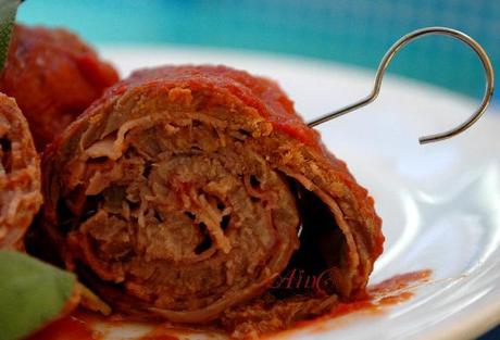 Rotolini di carne al sugo