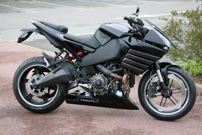 Buell 1125 R by Lazareth