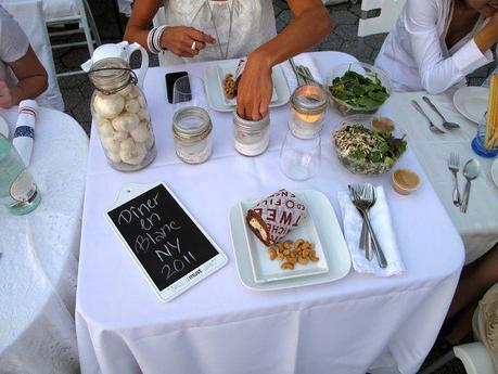 Diner en blanc in  NY