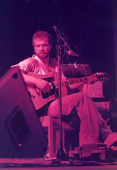 http://upload.wikimedia.org/wikipedia/commons/thumb/8/86/JohnMartyn1978.jpg/240px-JohnMartyn1978.jpg