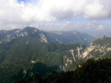 Trekking in Lessinia ovvero... incontri a ripetizione